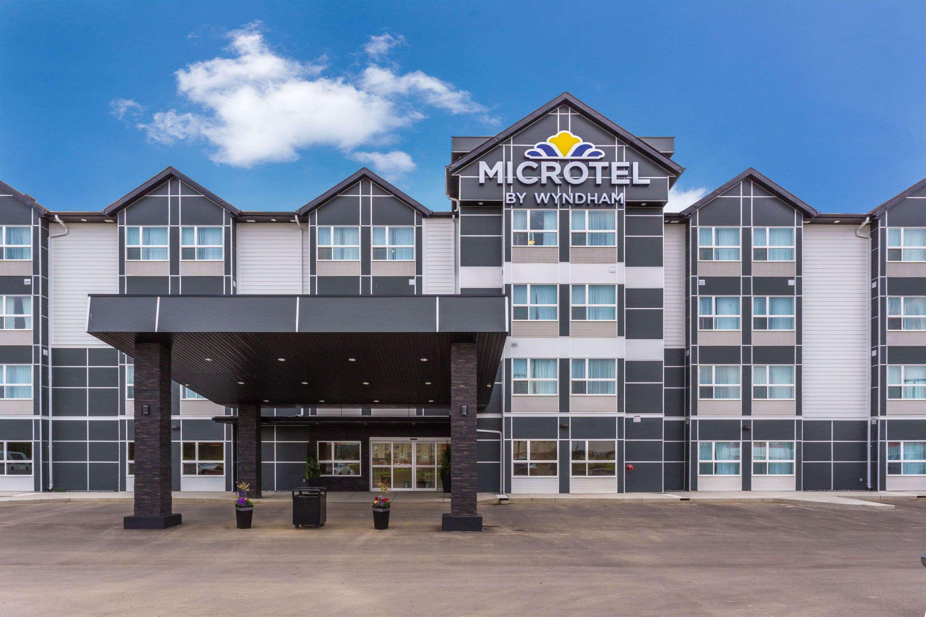 Microtel Inn & Suites By Wyndham Вайткорт Екстер'єр фото